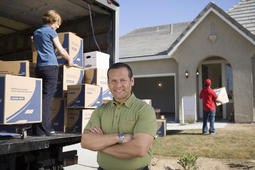 Flexible man with van transport service in Shirley